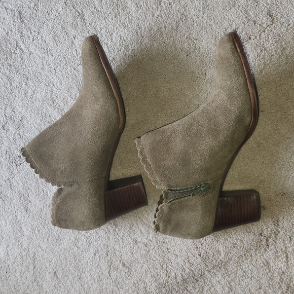 Jack Rogers Olive Green Suede Ankle Boots Size 10 - Picture 3 of 7